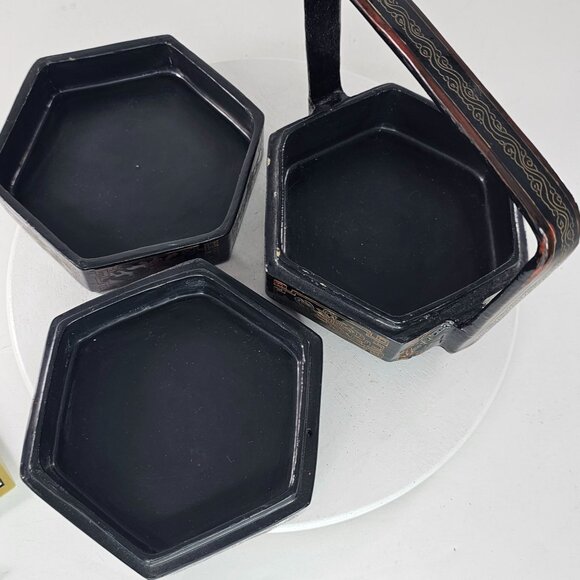 Vintage Lacquered Hexagonal Lunch Box Handle Intricate Gold Detailing Yi Lin Art - Picture 10 of 13